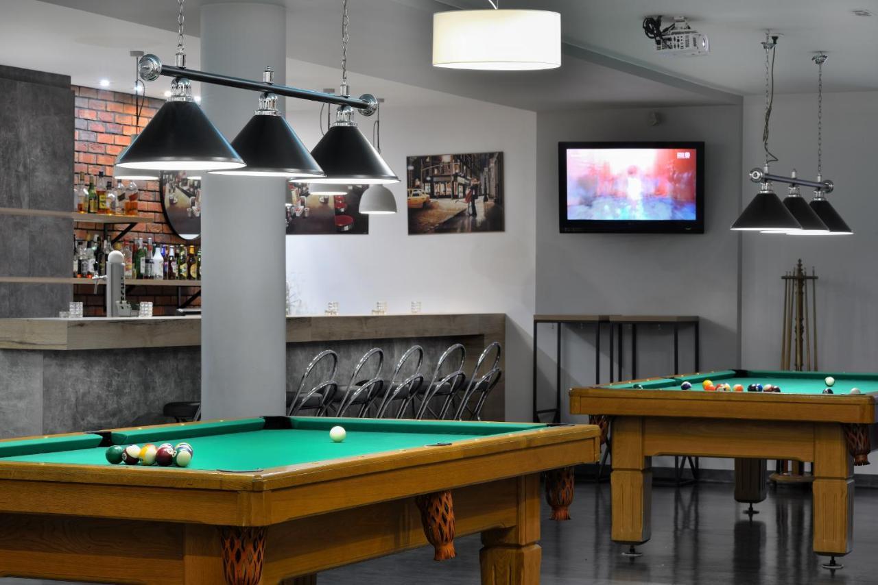 Hotel Agat Piotrków Trybunalski Екстериор снимка